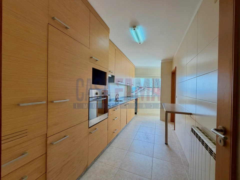 Apartamento T2 para Venda em Ribeirão Foto 1