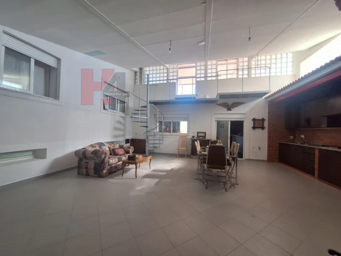 Moradia T4 para Venda em Assunção, Ajuda, Salvador e Santo Ildefonso Foto 31