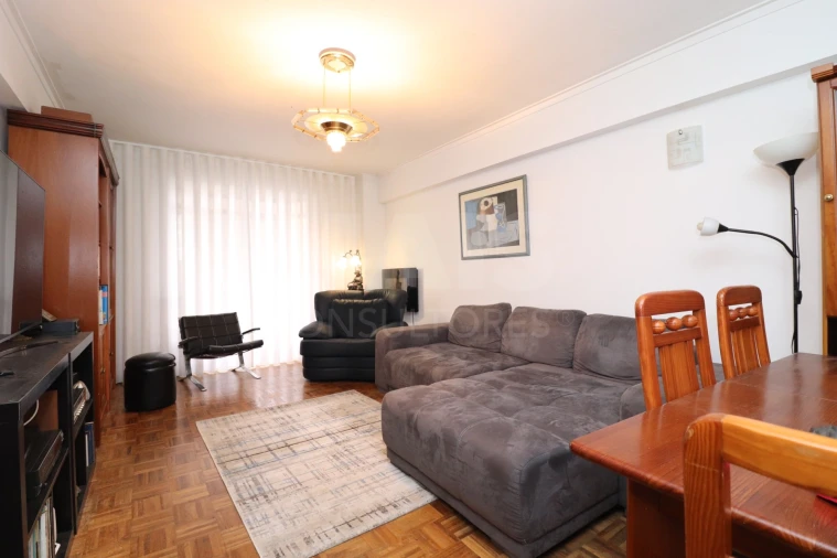 Apartamento T2 para Venda em Algueirão-Mem Martins Foto 5