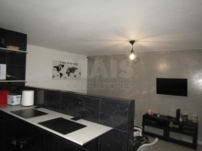 Moradia T2 para Venda em A dos Negros Foto 10