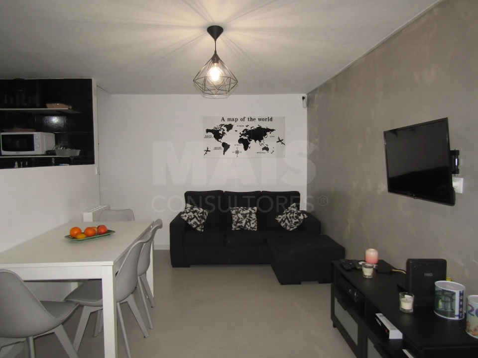 Moradia T2 para Venda em A dos Negros Foto 1