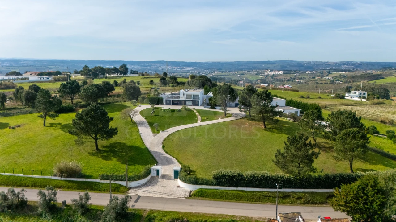 Moradia T4 para Venda em Carvalhal Foto 12