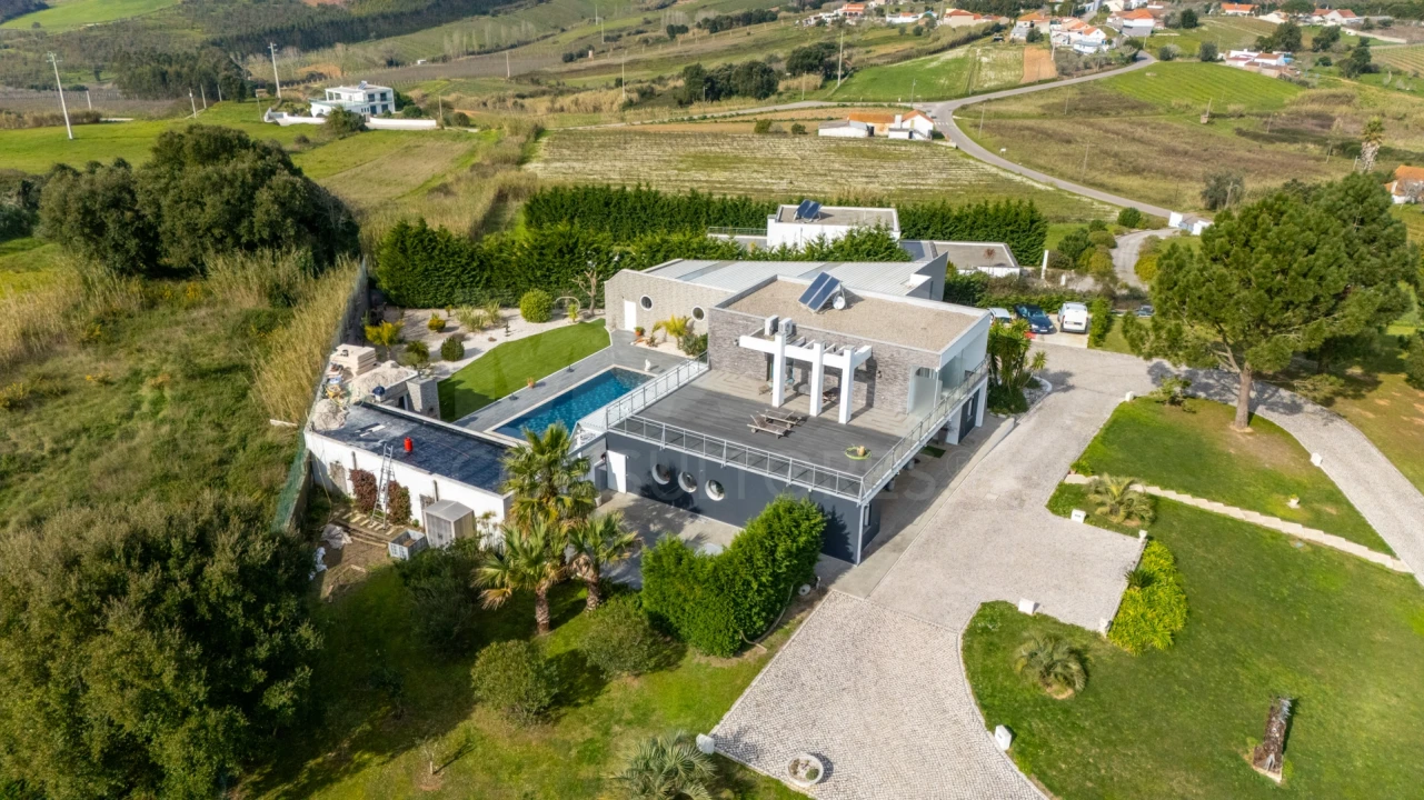 Moradia T4 para Venda em Carvalhal Foto 7