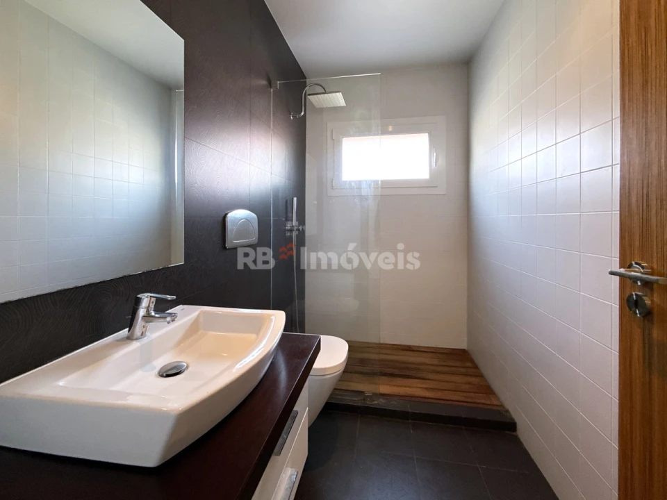 Moradia T4 para Venda em Nossa Sra de Fatima Foto 21