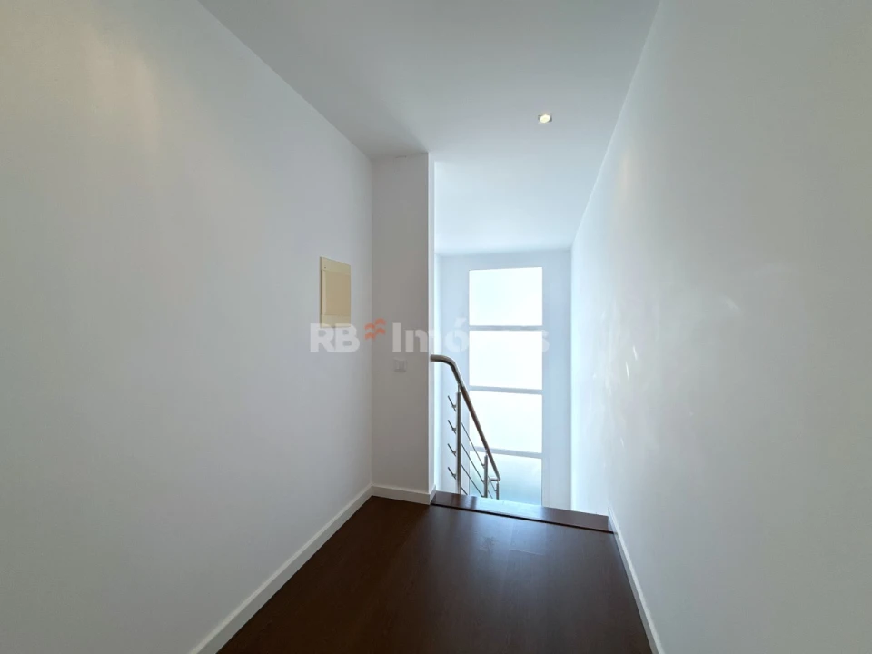 Moradia T4 para Venda em Nossa Sra de Fatima Foto 33