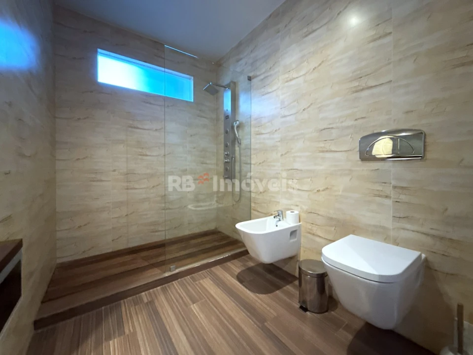 Moradia T4 para Venda em Nossa Sra de Fatima Foto 43