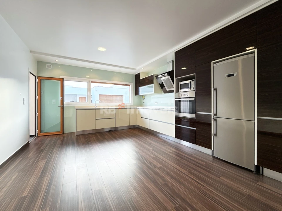 Moradia T4 para Venda em Nossa Sra de Fatima Foto 47