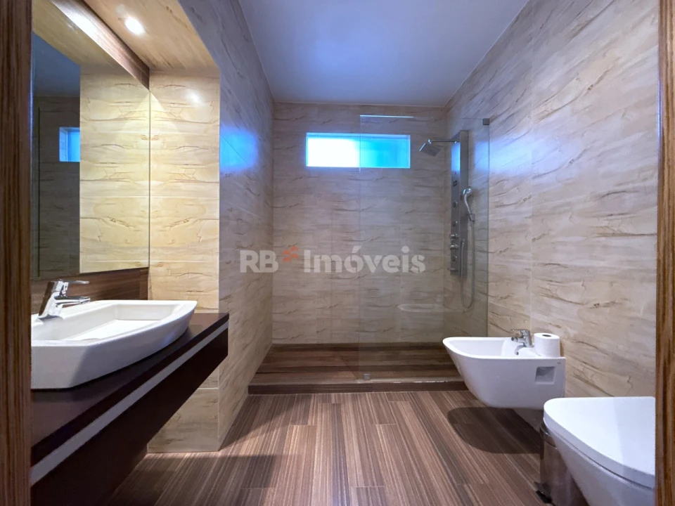 Moradia T4 para Venda em Nossa Sra de Fatima Foto 44