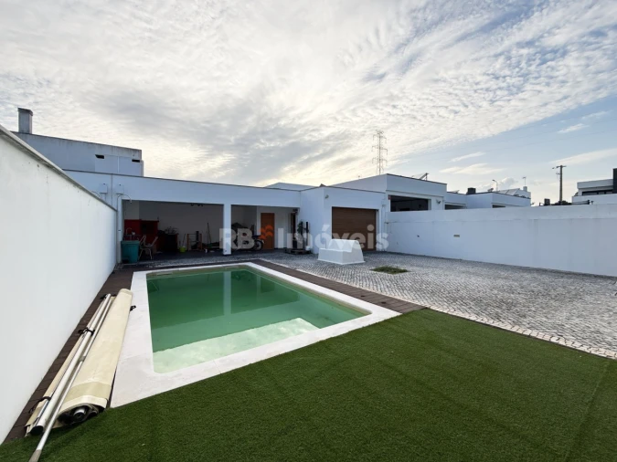 Moradia T4 para Venda em Nossa Sra de Fatima Foto 52