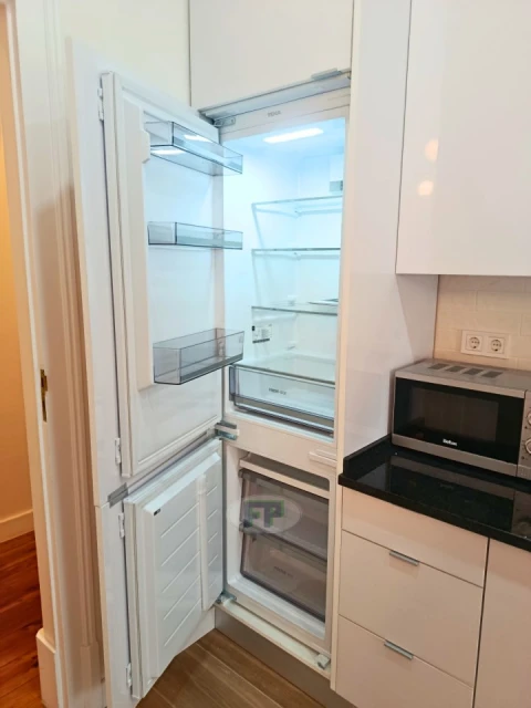 Apartamento T3 para Arrendamento em Penha de França