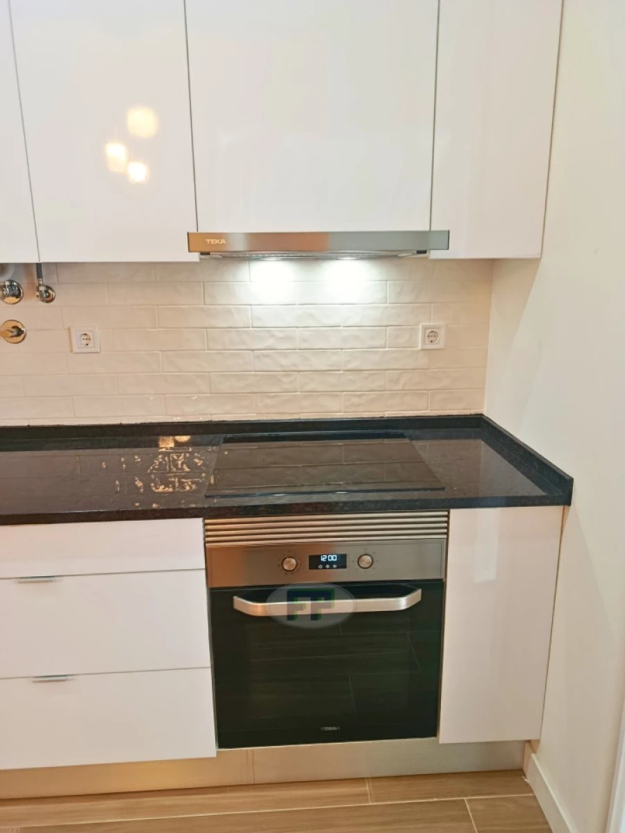 Apartamento T3 para Arrendamento em Penha de França Foto 4