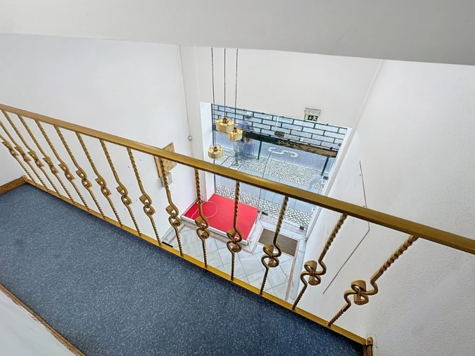 Loja para Arrendamento em São Domingos de Benfica Foto 8