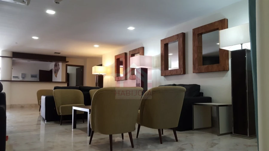 Prédio para Venda em Torre de D. Chama Foto 20