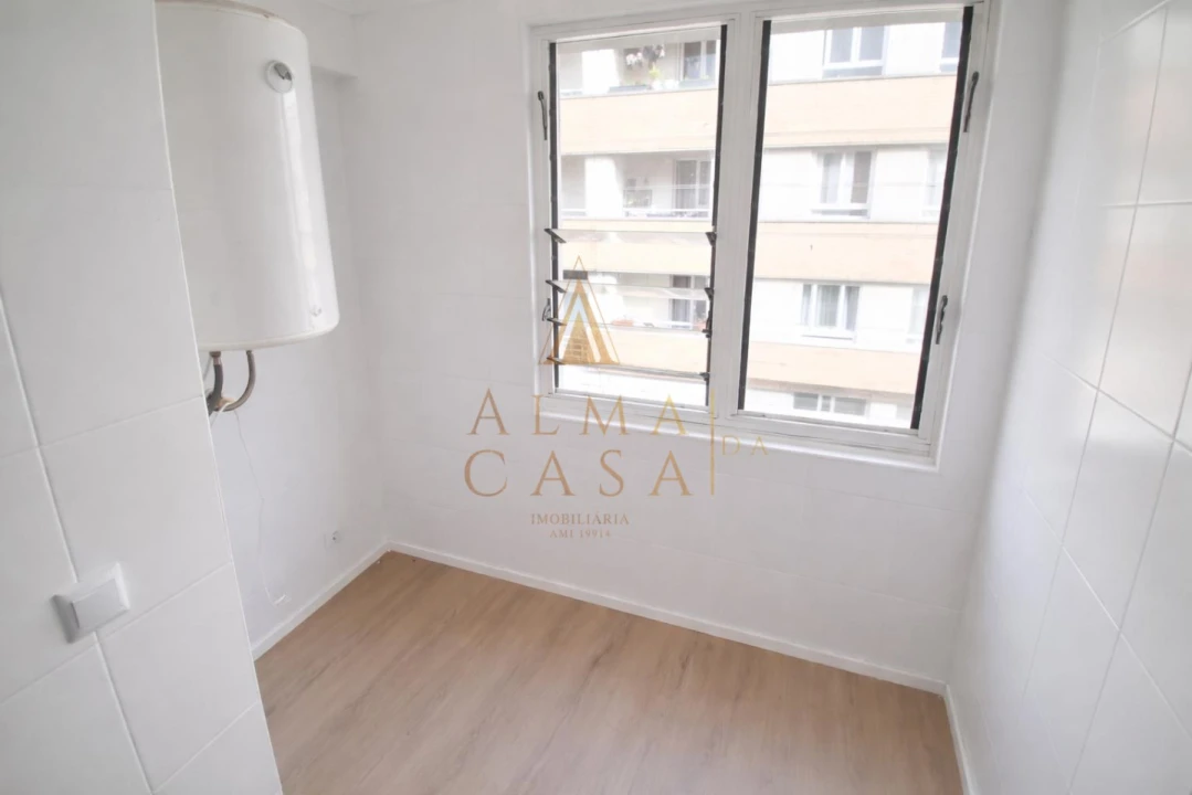 Apartamento T3 para Venda em Baguim do Monte (Rio Tinto) Foto 2