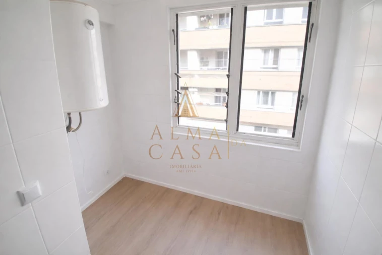 Apartamento T3 para Venda em Baguim do Monte (Rio Tinto) Foto 2