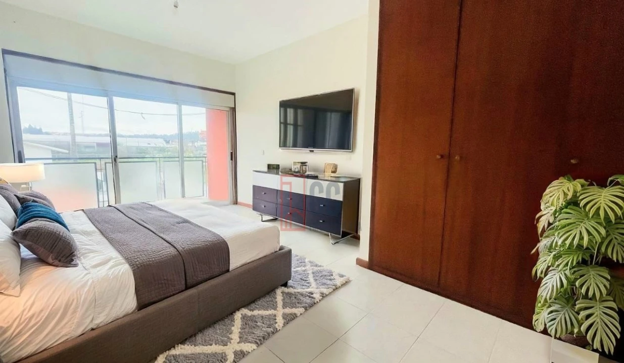 Apartamento T2 para Venda em Santa Maria de Lamas Foto 13