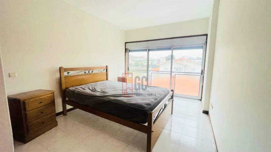 Apartamento T2 para Venda em Santa Maria de Lamas Foto 14