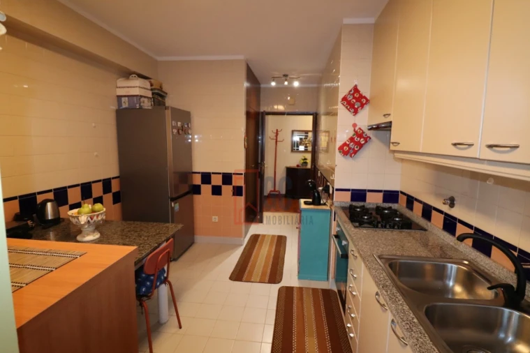 Apartamento T2 para Venda em Santa Maria de Lamas Foto 10