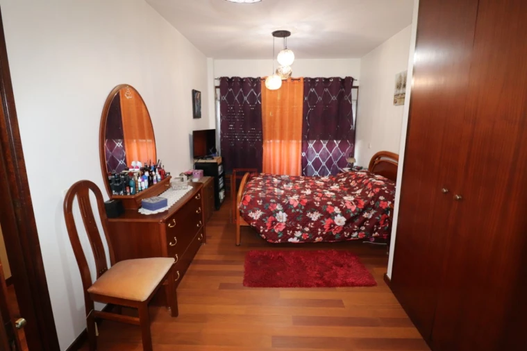 Apartamento T2 para Venda em Santa Maria de Lamas Foto 16