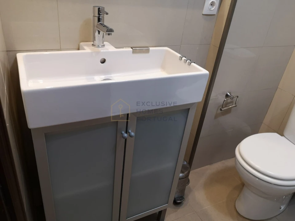 Apartamento T3 para Venda em Alfragide Foto 37