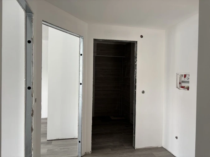 Moradia T3 para Venda em Miragaia e Marteleira Foto 4