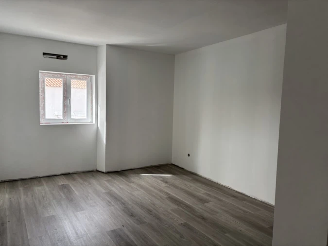 Moradia T3 para Venda em Miragaia e Marteleira Foto 10