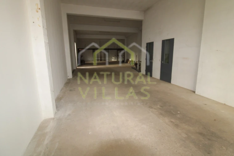 Armazém para Arrendamento em São Brás de Alportel Foto 2