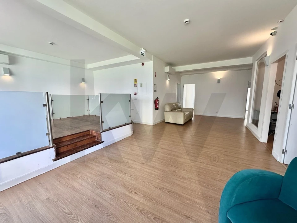 Loja para Venda em Avenidas Novas Foto 19