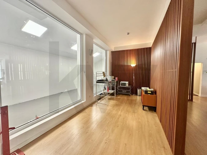 Loja para Venda em Avenidas Novas Foto 8