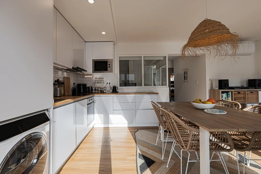 Apartamento T2 para Venda em Costa da Caparica Foto 5