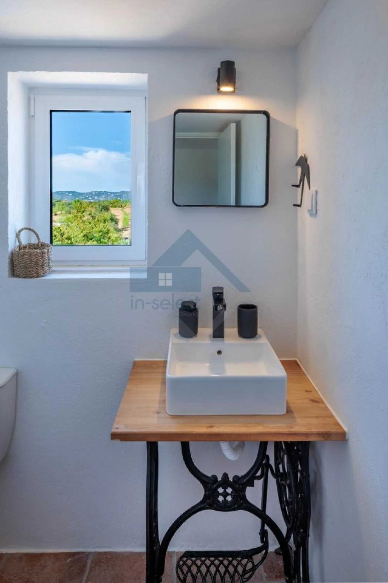 Moradia T6 para Venda em Pechão Foto 62