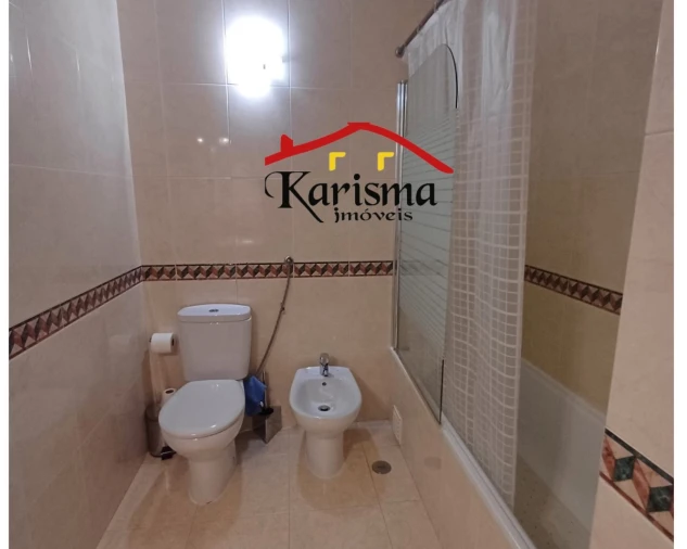 Apartamento T2 para Arrendamento férias em Alvor Foto 9