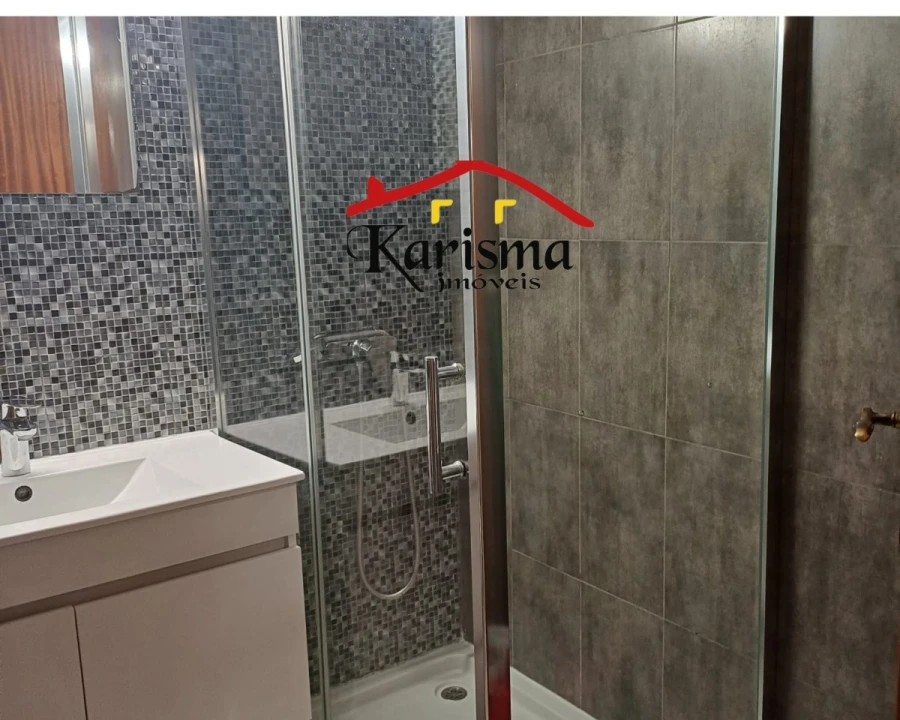 Apartamento T1 para Arrendamento férias em Portimão Foto 6