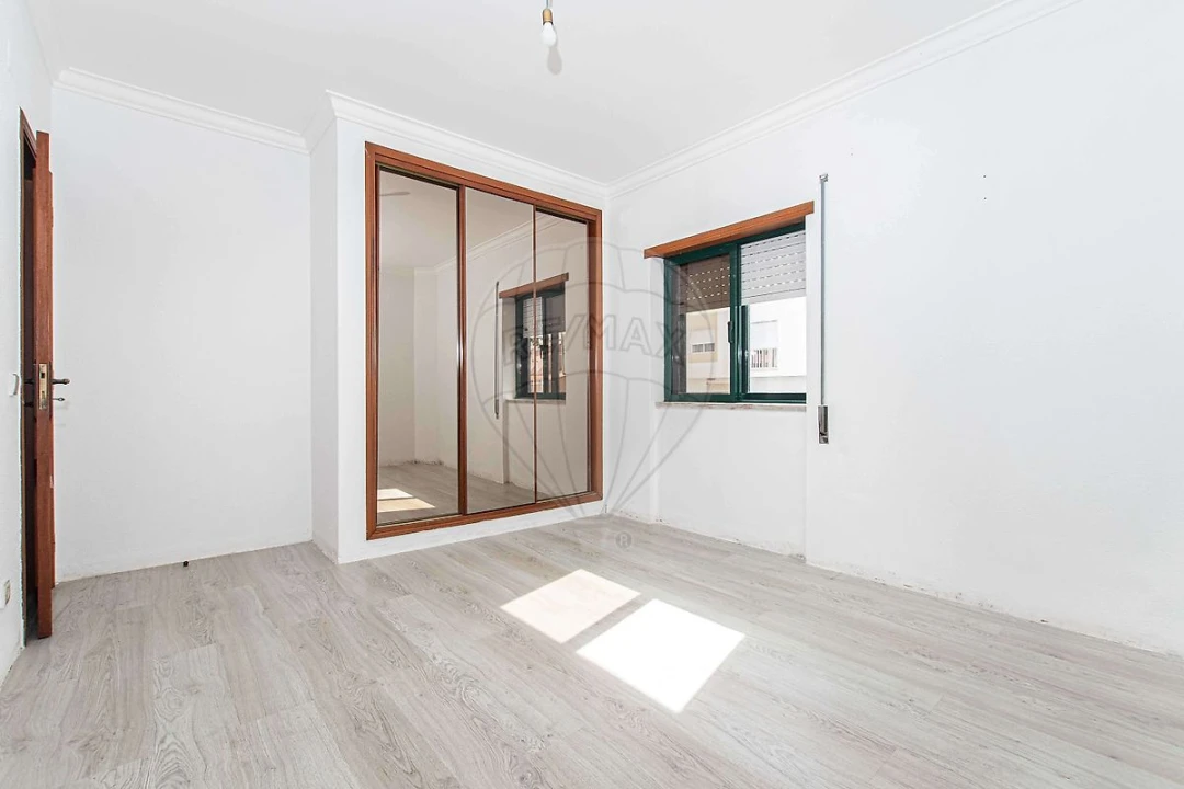 Apartamento T3 para Venda em Gambia-Pontes-Alto da Guerra Foto 6