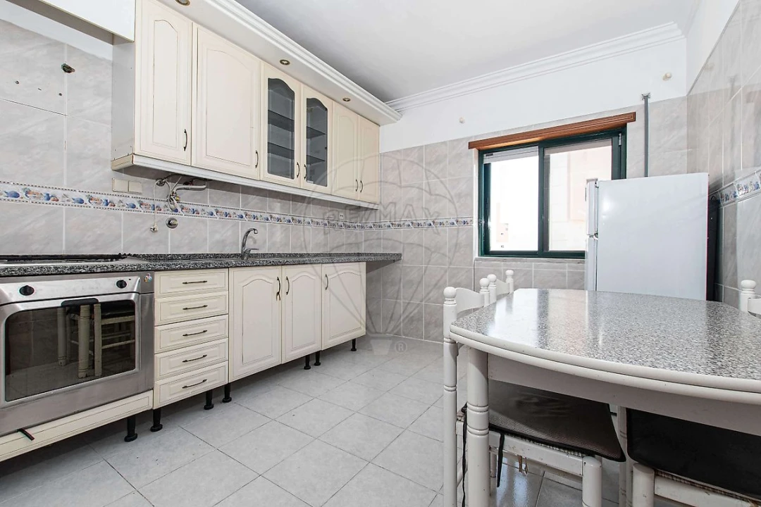 Apartamento T3 para Venda em Gambia-Pontes-Alto da Guerra Foto 16