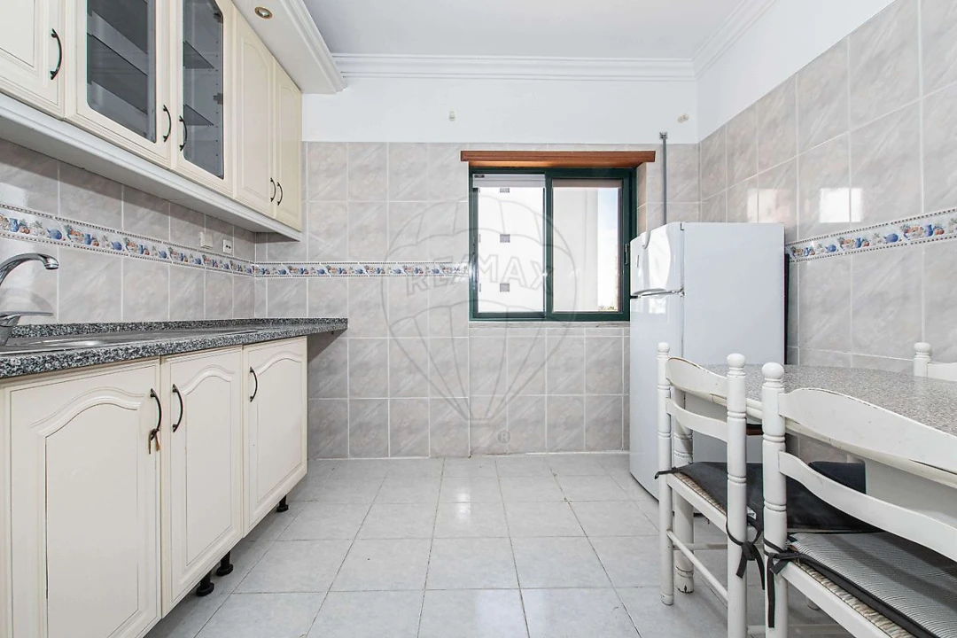 Apartamento T3 para Venda em Gambia-Pontes-Alto da Guerra Foto 17