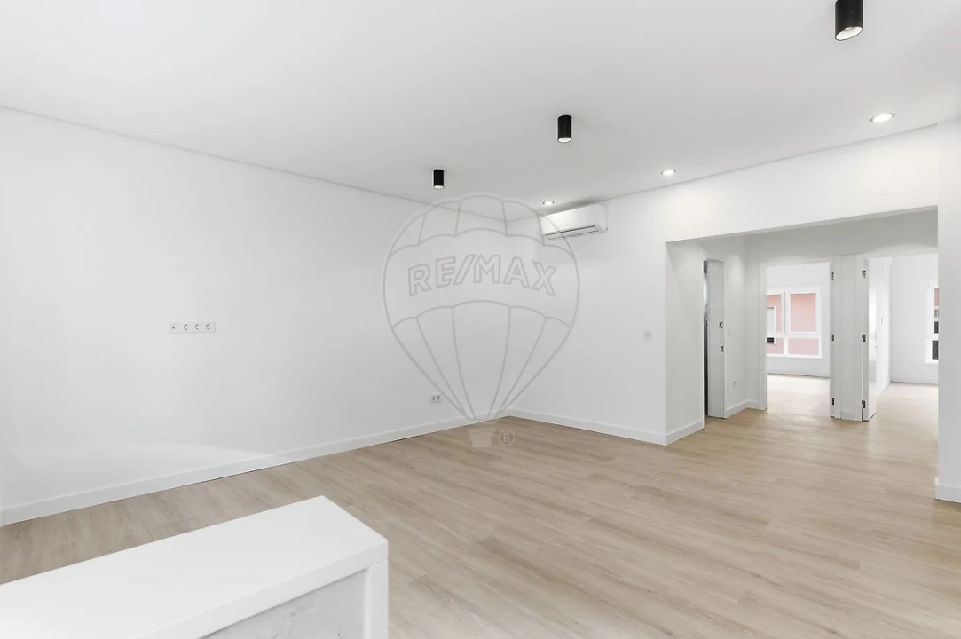 Apartamento T2 para Venda em Baixa da Banheira e Vale da Amoreira Foto 16