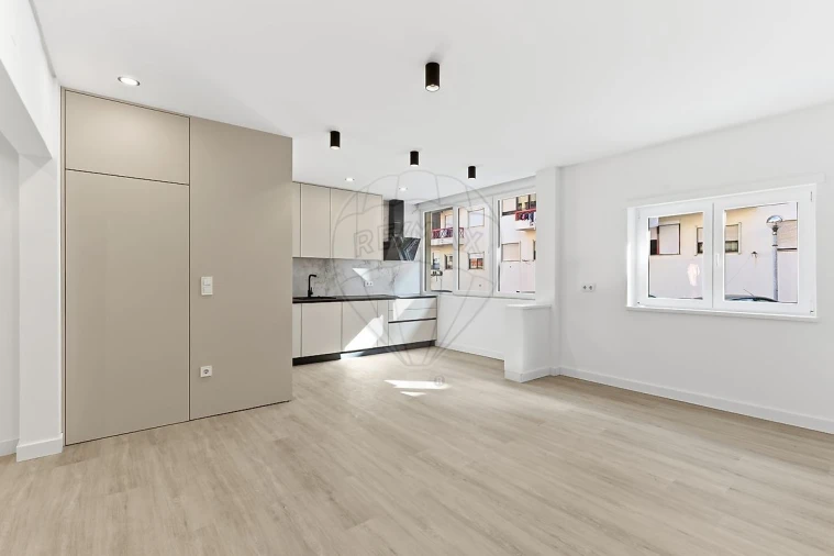 Apartamento T2 para Venda em Baixa da Banheira e Vale da Amoreira Foto 9