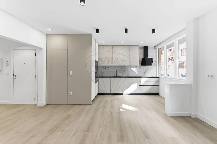 Apartamento T2 para Venda em Baixa da Banheira e Vale da Amoreira Foto 11