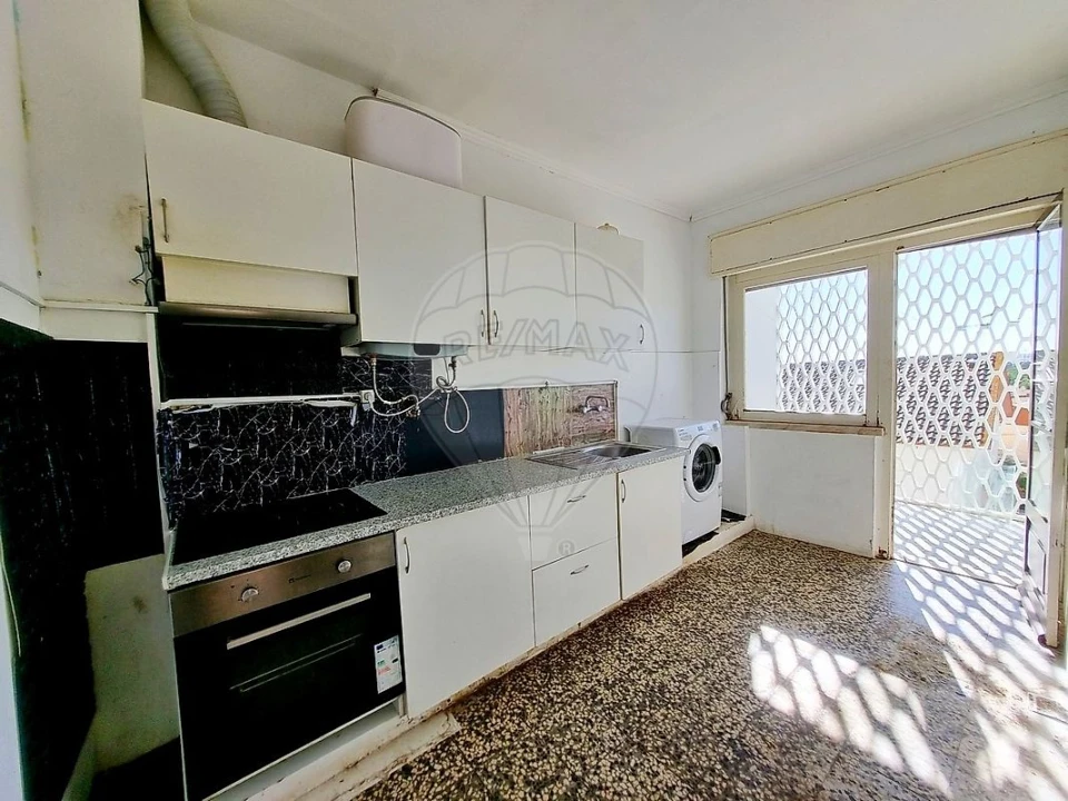 Apartamento T3 para Venda em Amora Foto 16