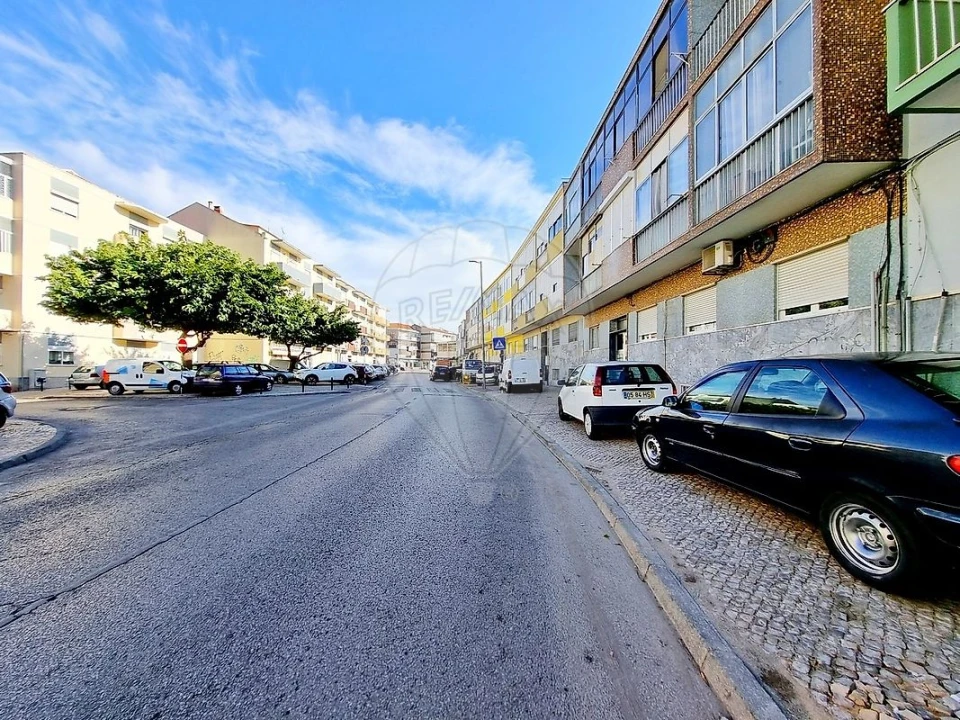 Apartamento T3 para Venda em Amora Foto 41