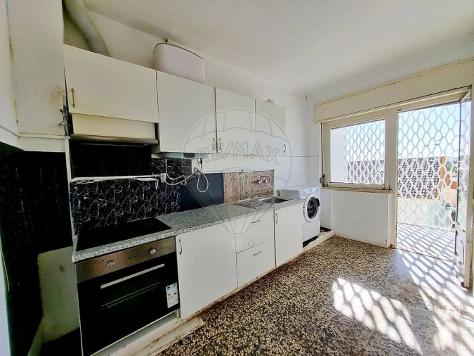 Apartamento T3 para Venda em Amora Foto 16