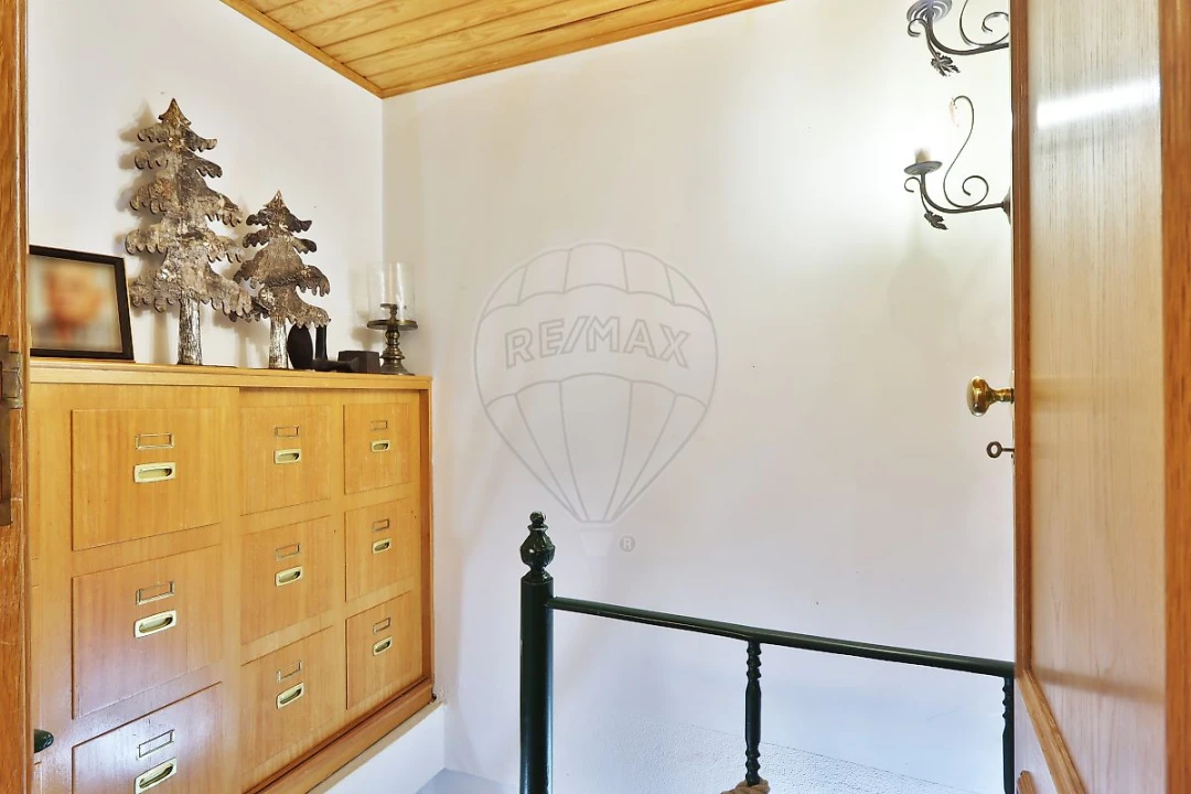 Apartamento T3 para Venda em Carcavelos e Parede Foto 14