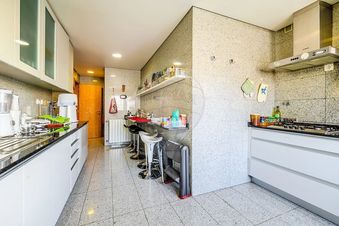 Apartamento T4 para Venda em Parque das Nações Foto 33