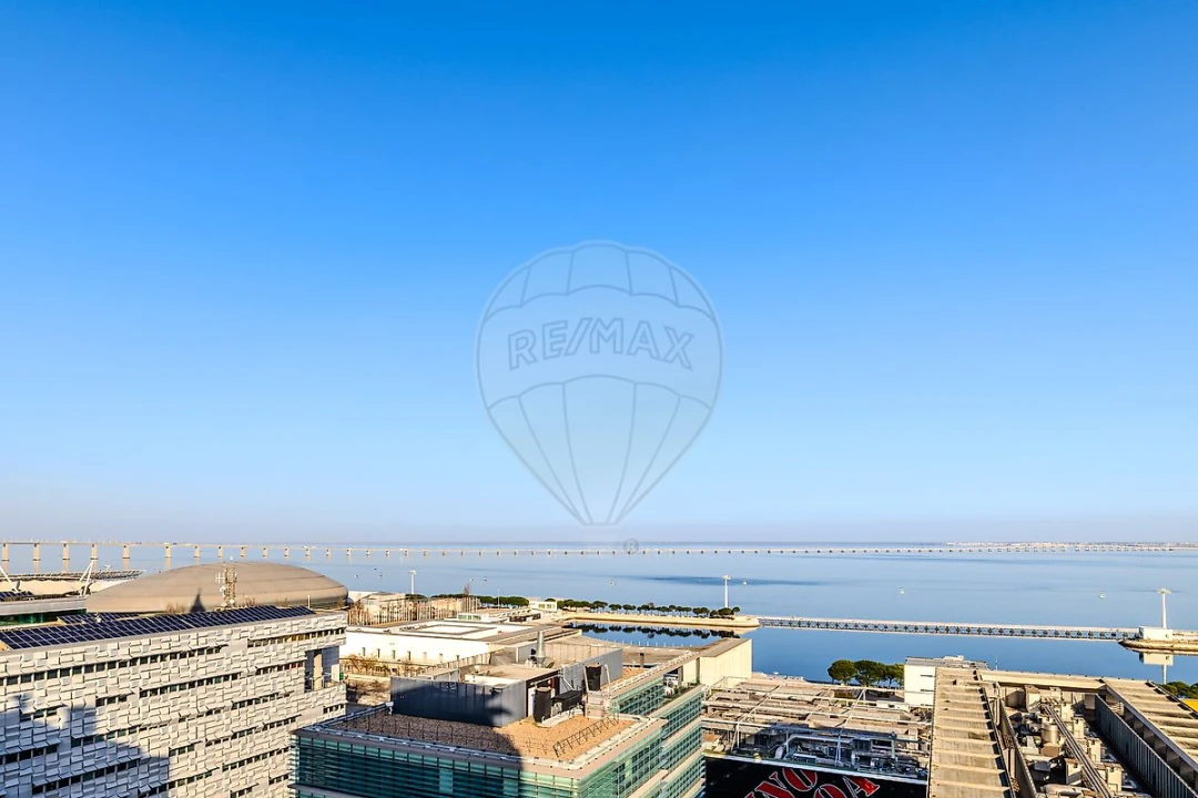 Apartamento T4 para Venda em Parque das Nações Foto 10