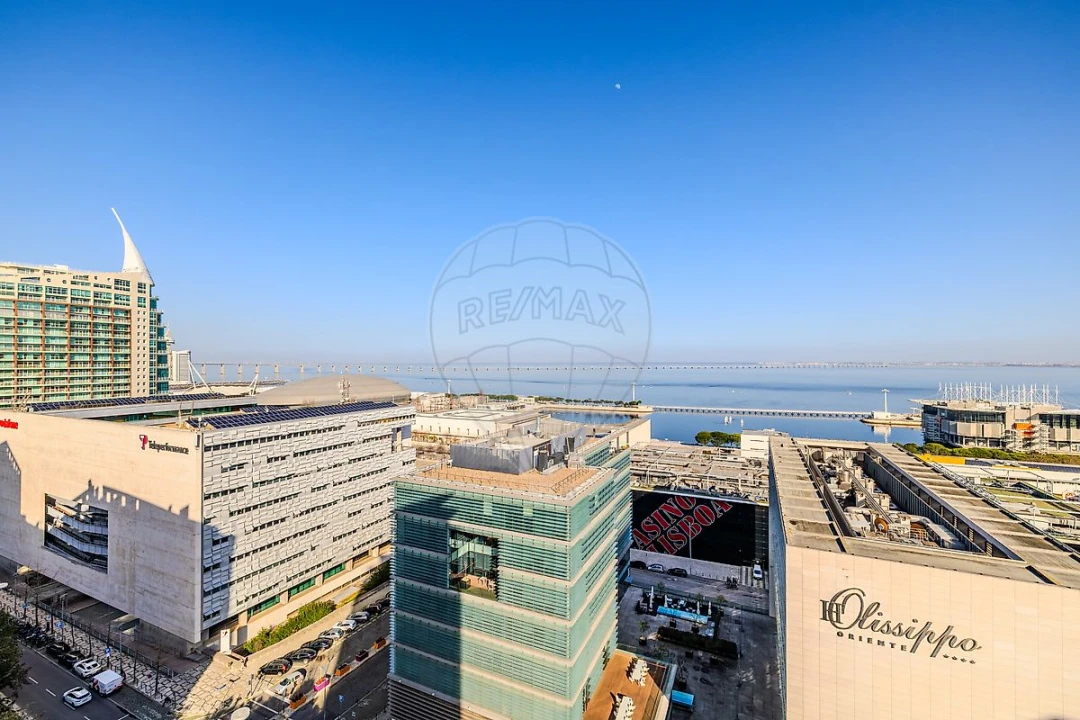 Apartamento T4 para Venda em Parque das Nações Foto 20