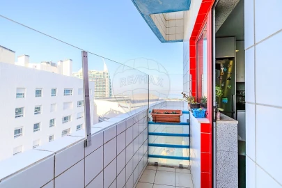 Apartamento T4 para Venda em Parque das Nações
