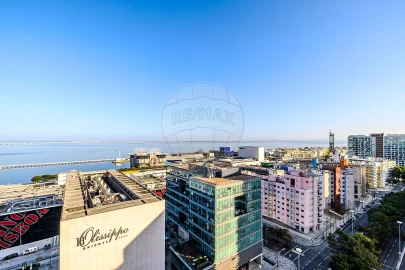 Apartamento T4 para Venda em Parque das Nações