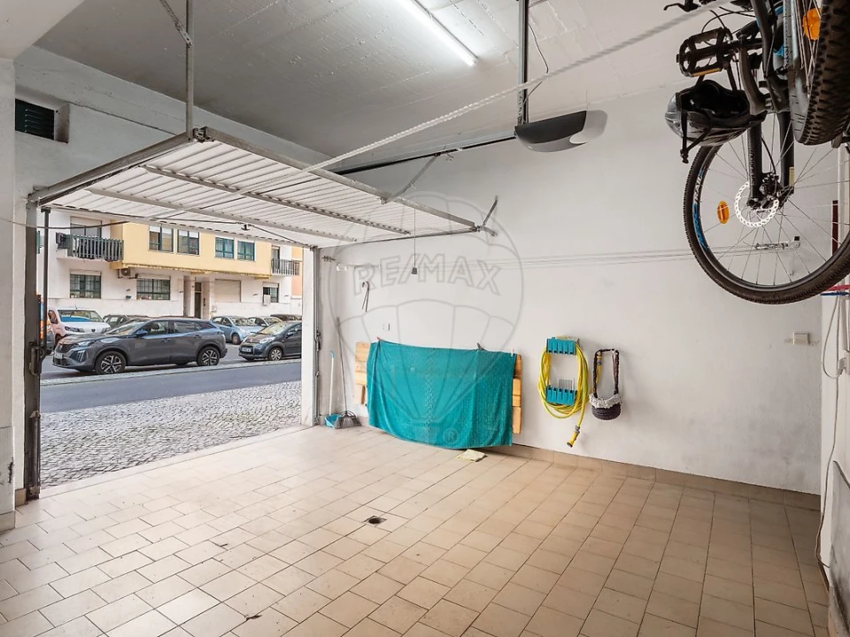 Apartamento T2 para Venda em Queluz e Belas Foto 20