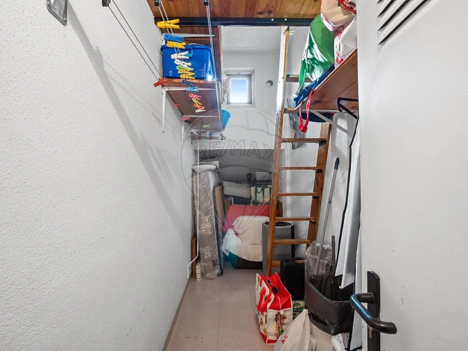 Apartamento T2 para Venda em Queluz e Belas Foto 17